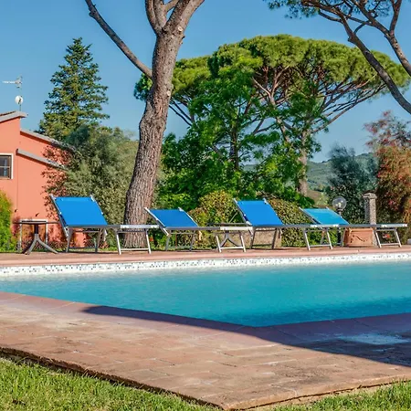 Apartment Awesome In Roccastrada